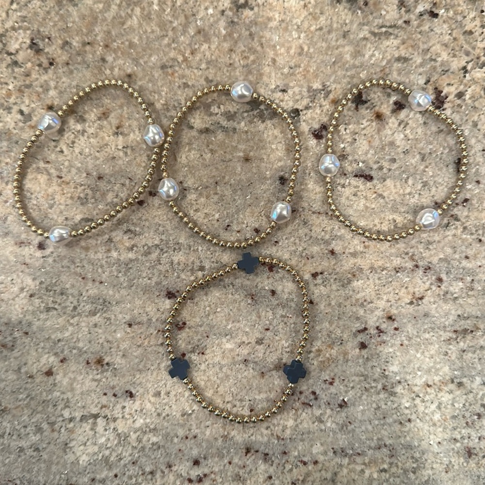 Set of E Newton bracelets